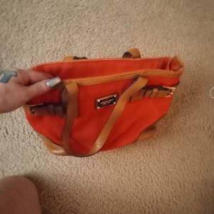 Micheal kors purse with zipper